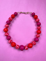 Collar Esferas Fucsia