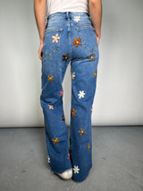 Jeans Flores Bordadas