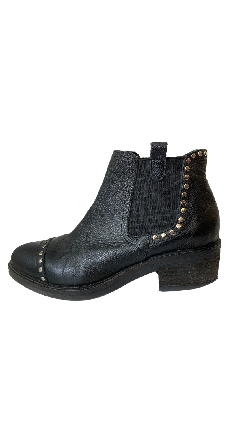 Botines Cuero Negro