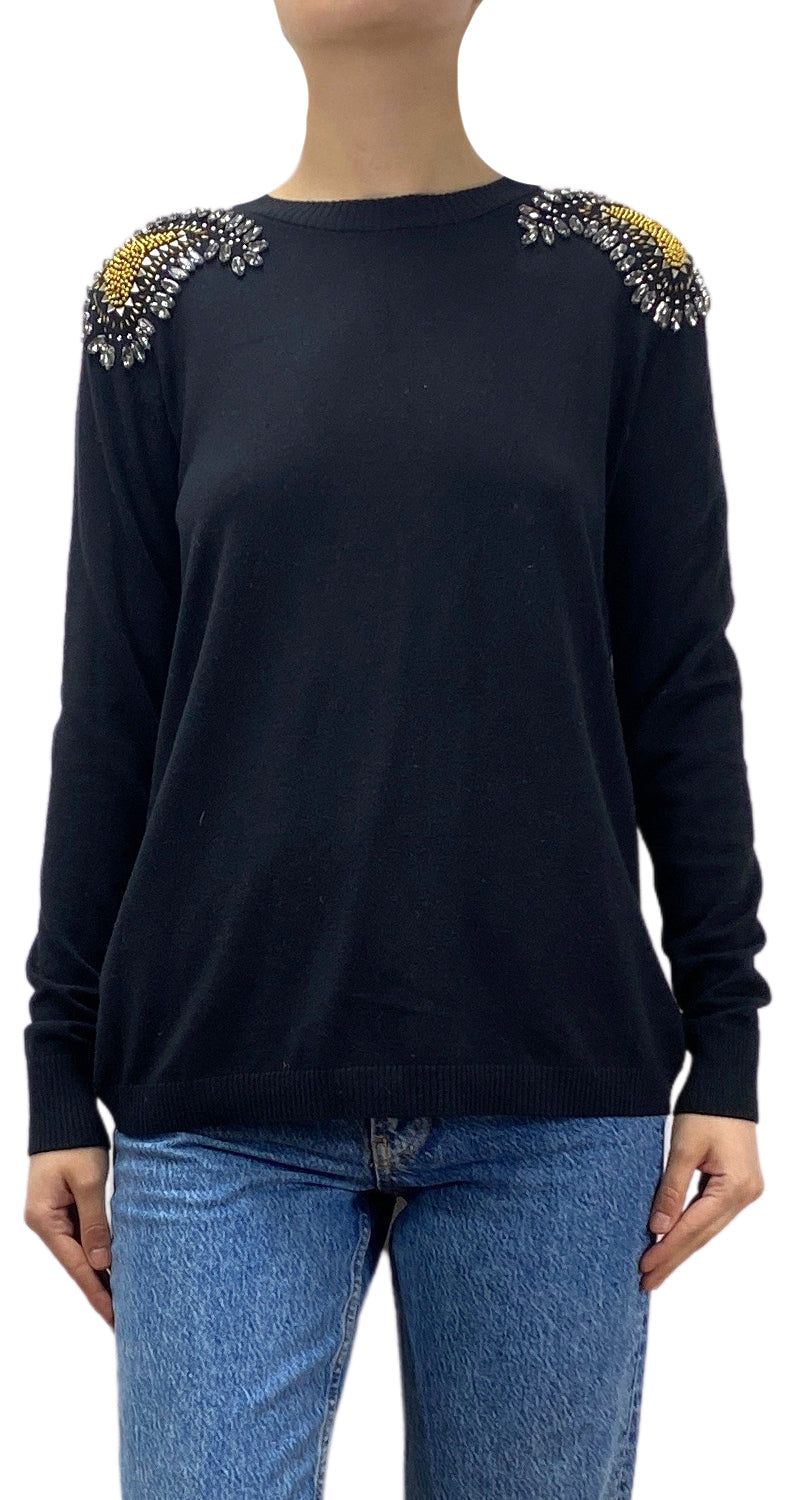 Sweater Negro Aplicaciones