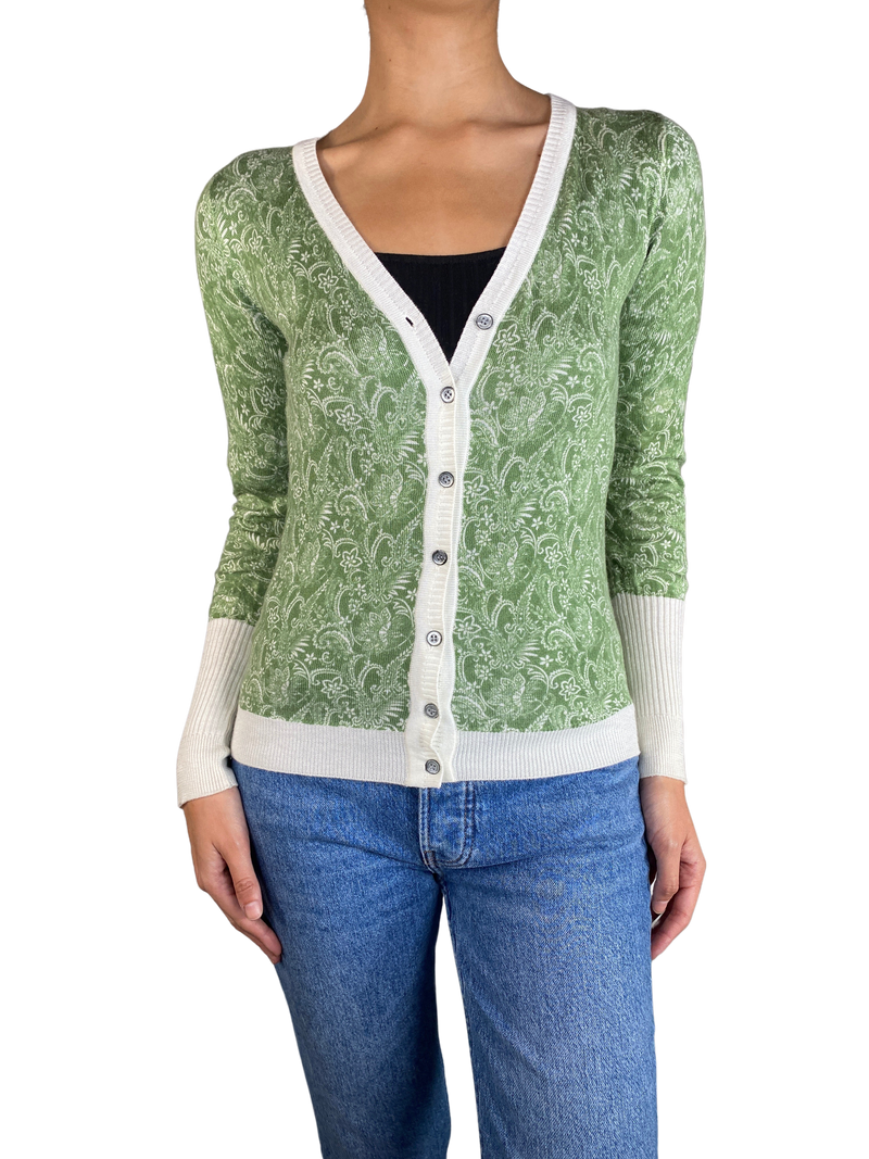 Sweater Verde de Botones