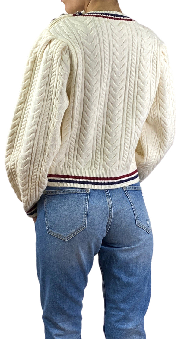 Sweater Blanco Botones Brillantes