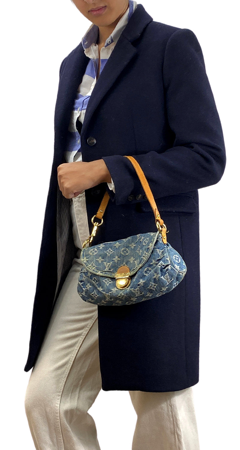 Bolso de mano Louis Vuitton Pleaty modelo pequeño en lona denim Stingray  azul y cuero natural