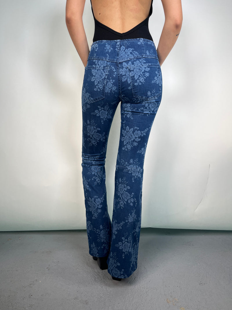 Pantalón Mid Rise Flare Leg