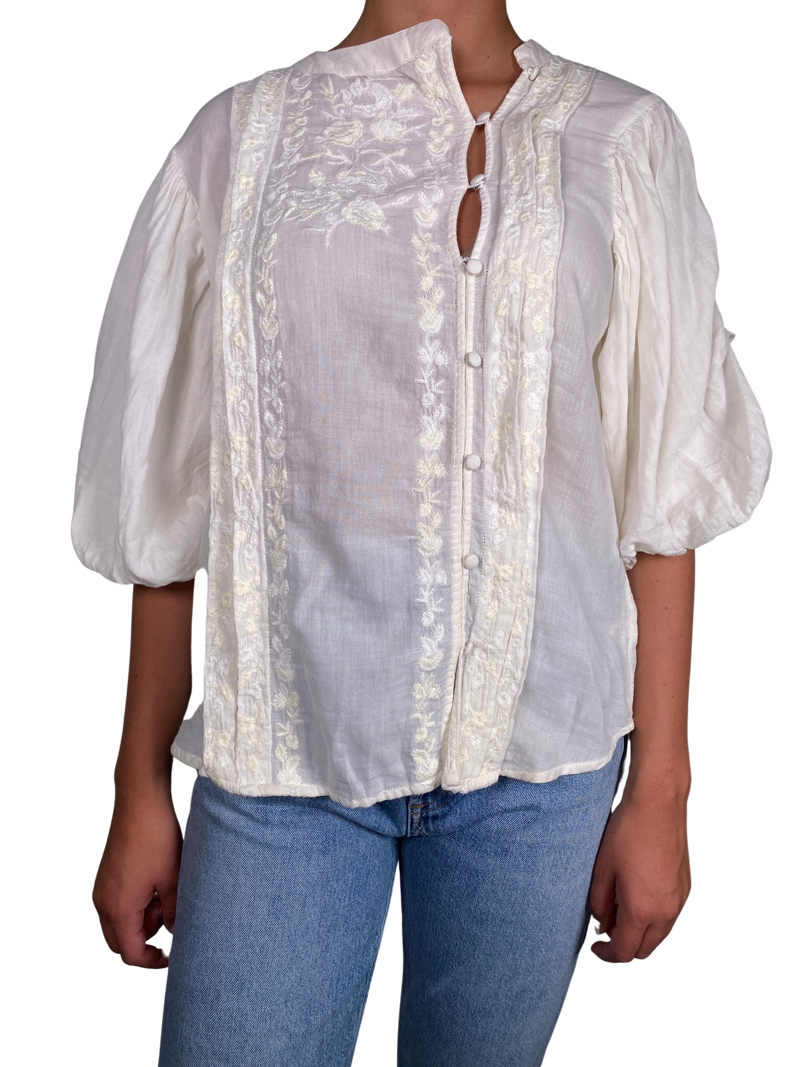 Blusa Crema Bordada