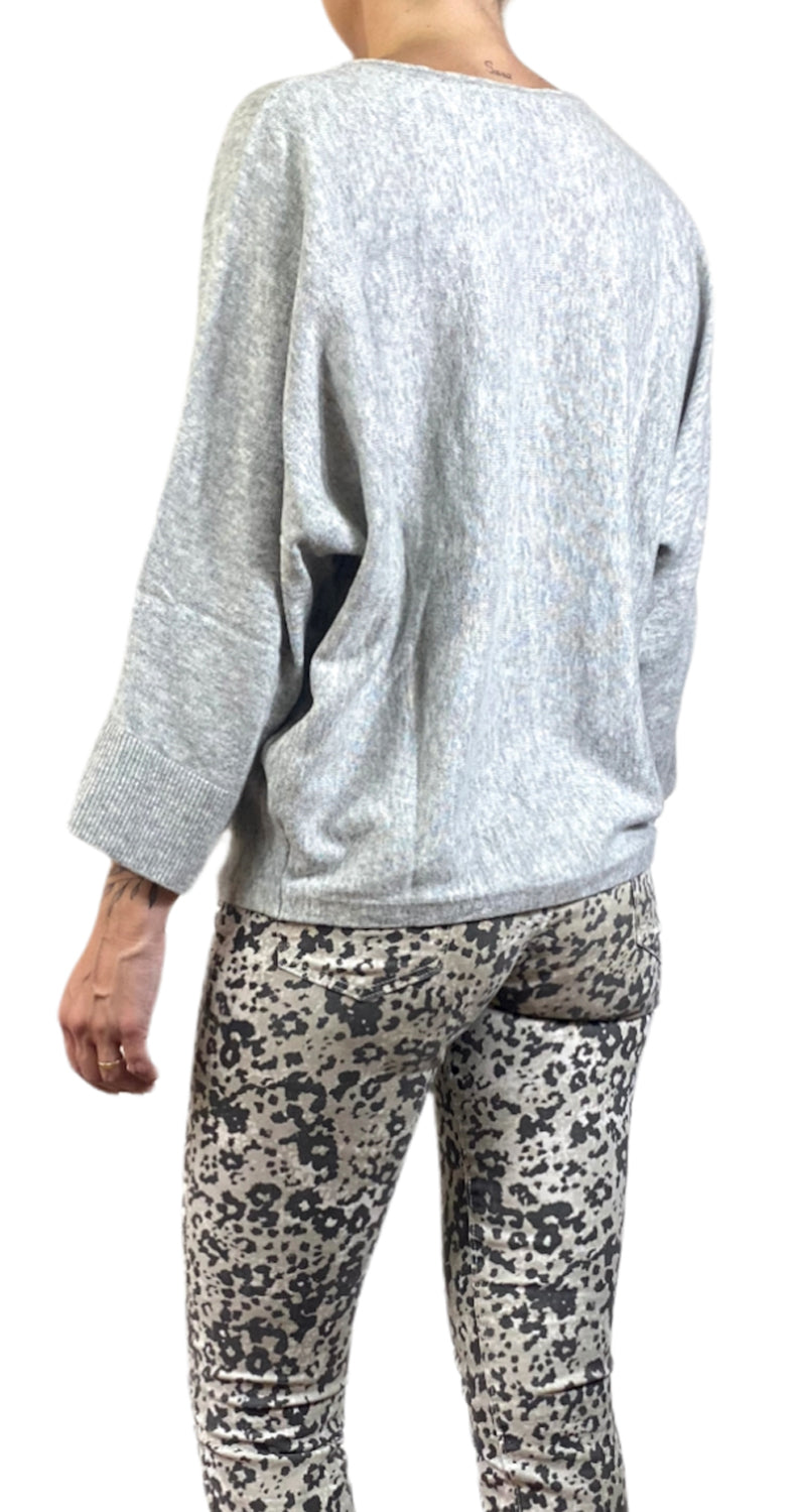 Sweater Gris Cuello Bote