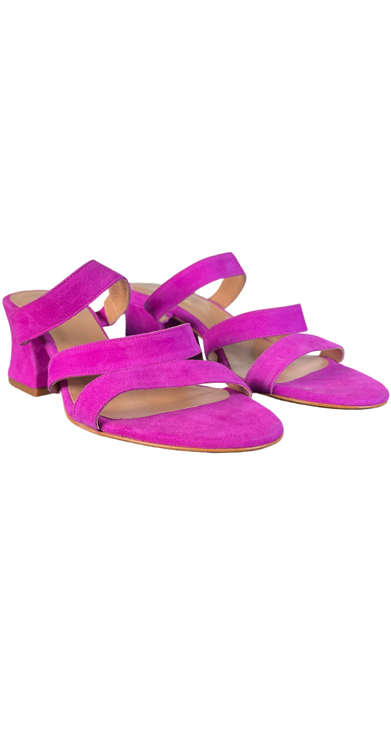 Sandalias Cuero Fucsia