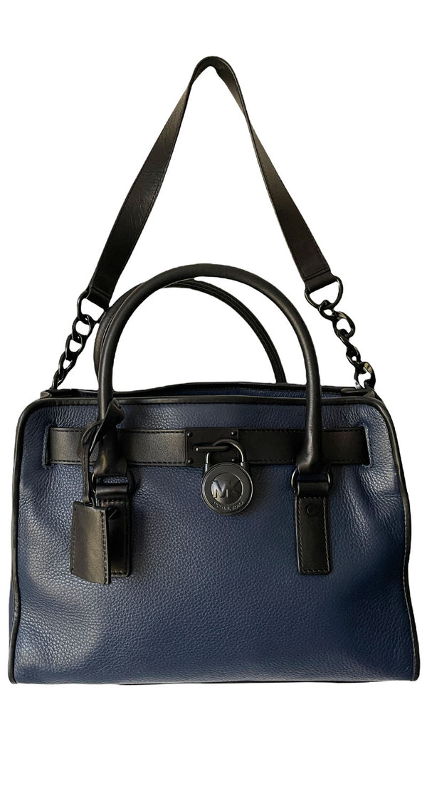 Bolso Azul Cadenas Negras