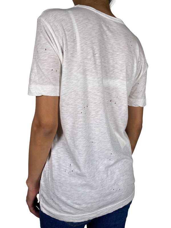 Polera Blanca Detalle