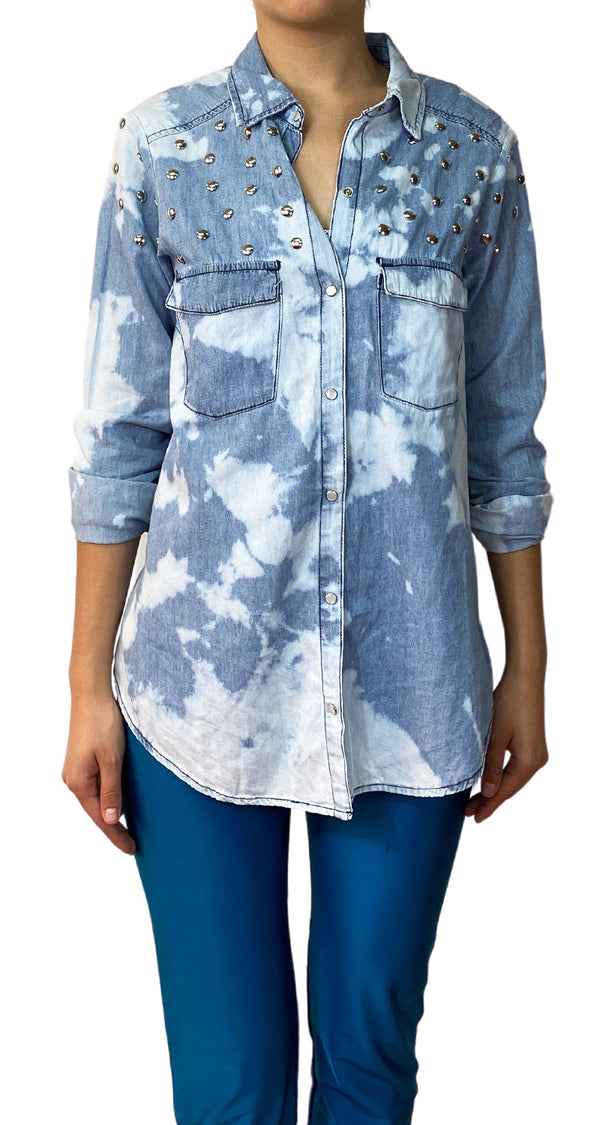 Blusa Denim Tachas