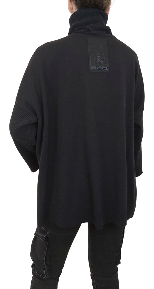 Sweater Atenea Oversize Negro