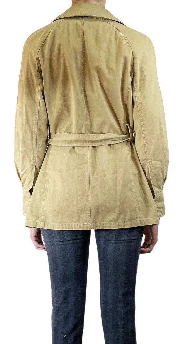 Chaqueta Beige con Cinturón