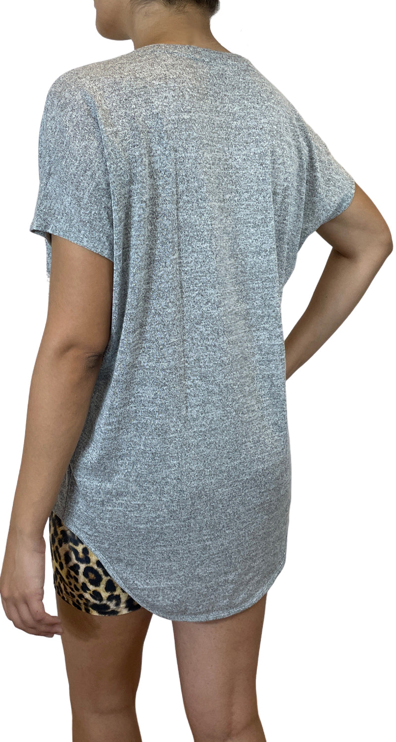 Polera Escote V Gris