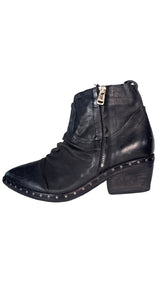 Botines Cuero Negro