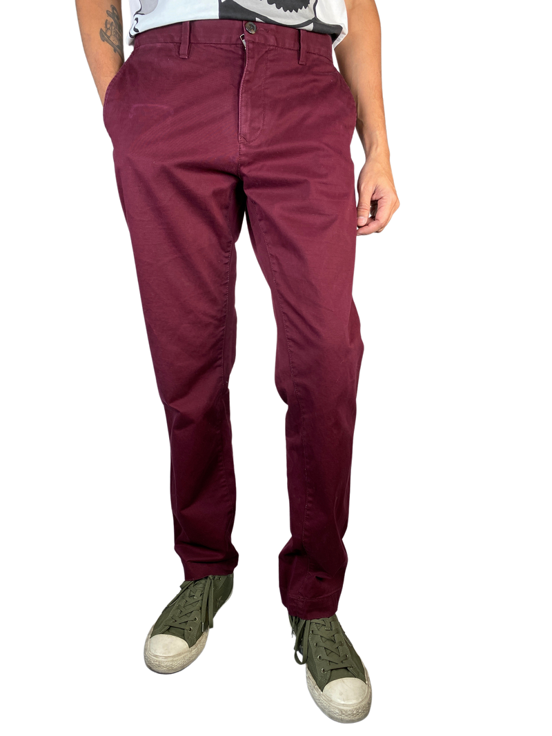 Pantalón Slim Stretch Burdeo