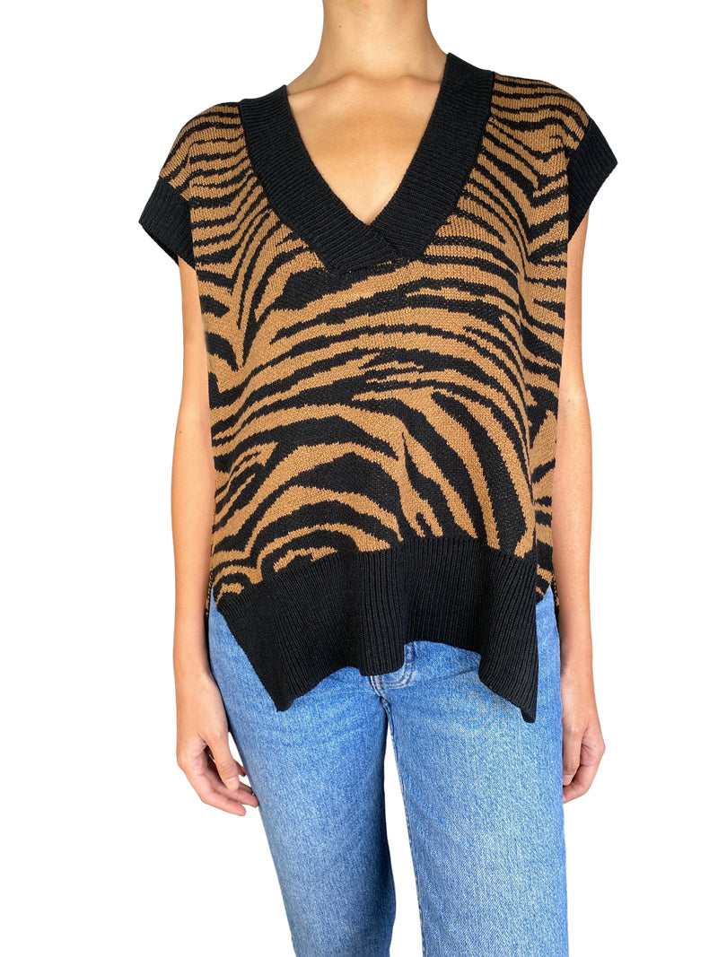 Sweater Sin Mangas Estilo Animal Print