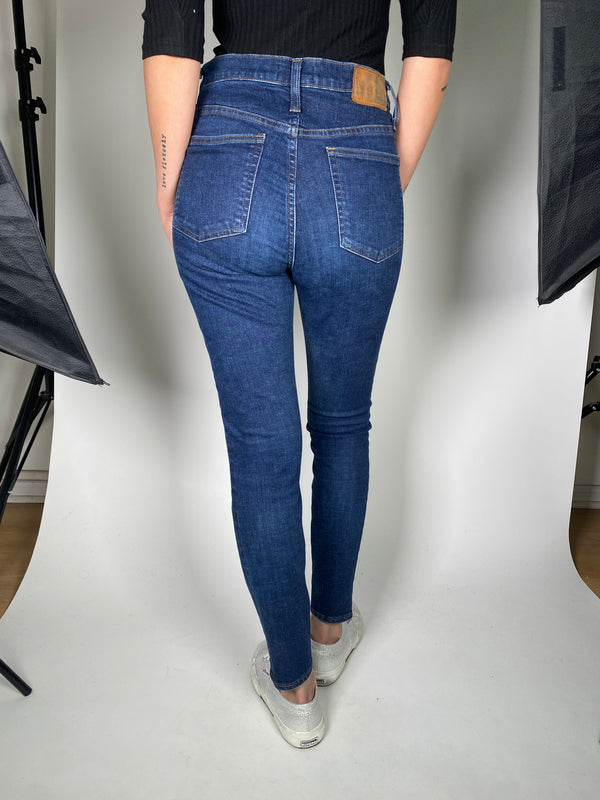 Jeans 9" High-Rise Toothpick