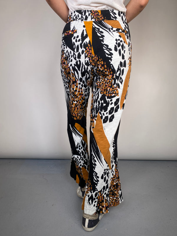 Buzo Animal Print